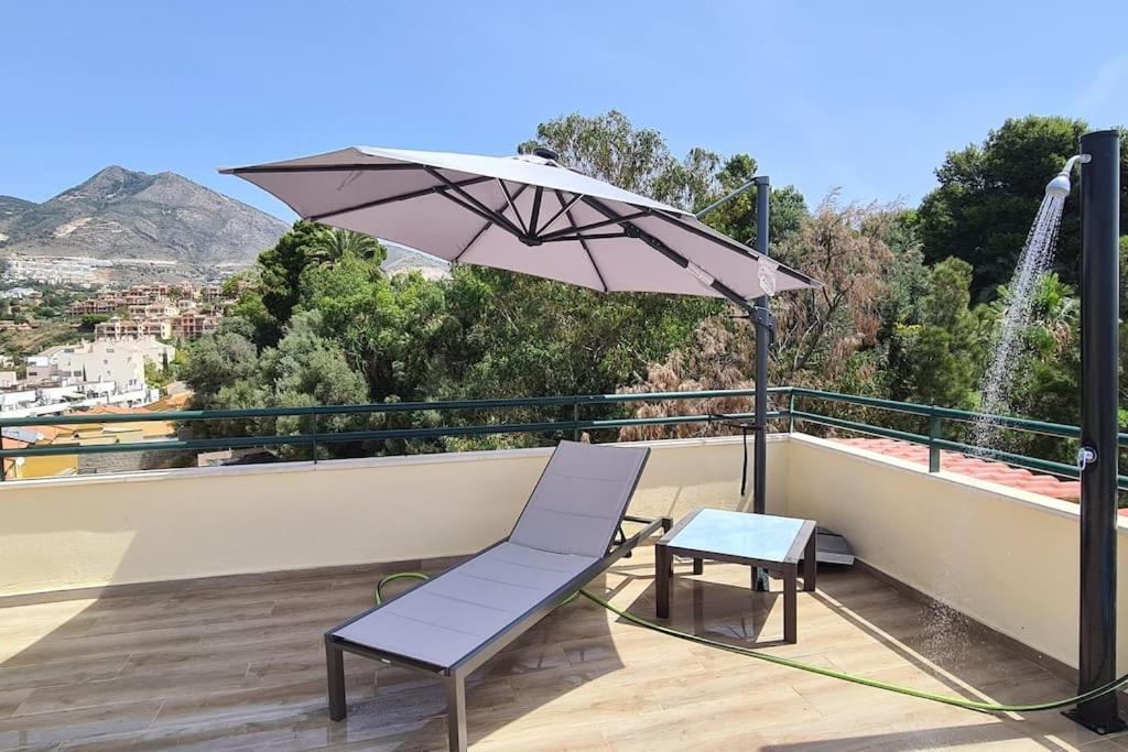 Luxury Penthouse With Sea&Mountain Views & Hot Tub - Tranquility & Rest Lägenhet Benalmádena Exteriör bild